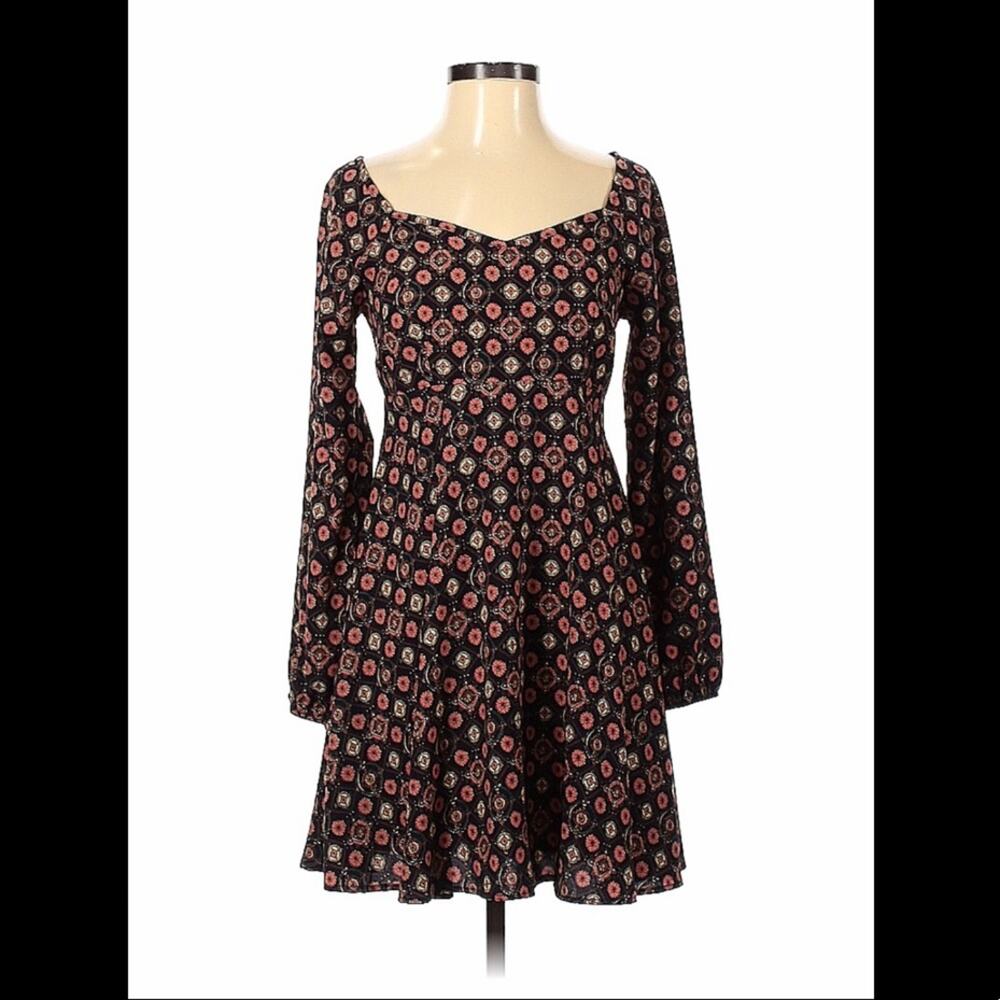 Altar'd State long sleeved sweetheart fit and flare dress, size small